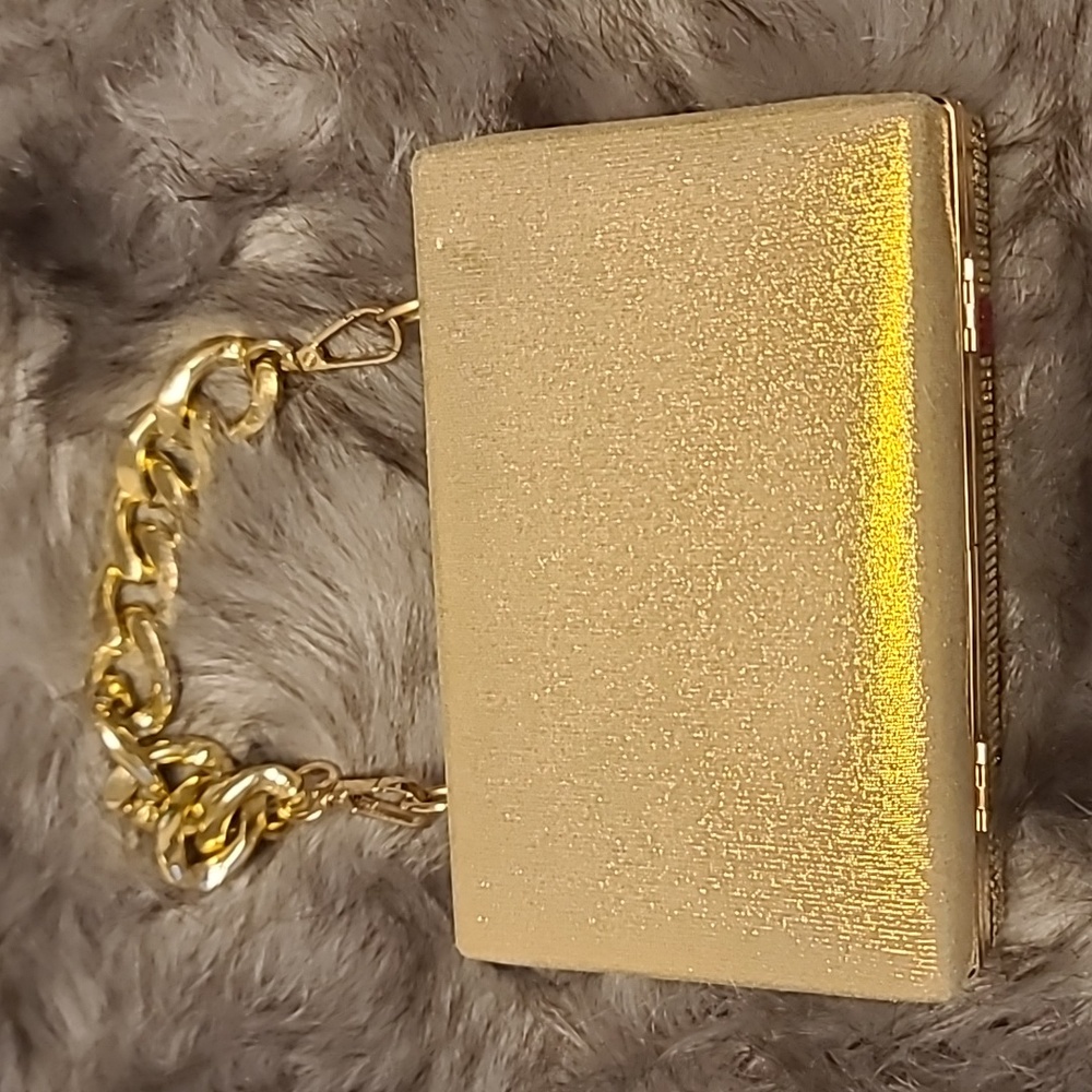 NWOT Crystal Clutch Chain Purse Gold Christmas Gift w/ Red Bow - Picture 3 of 4